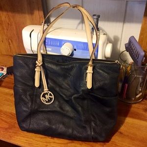 MICHAEL Michael Kors Black leather Jet Set tote